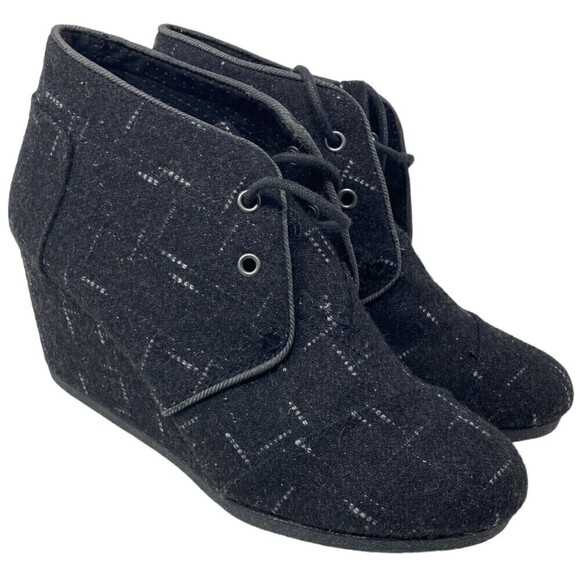 TOMS Wedge Booties Black Wool Lace Up Ankle Desert Boots Women's Size 7 NEW - Picture 5 of 9